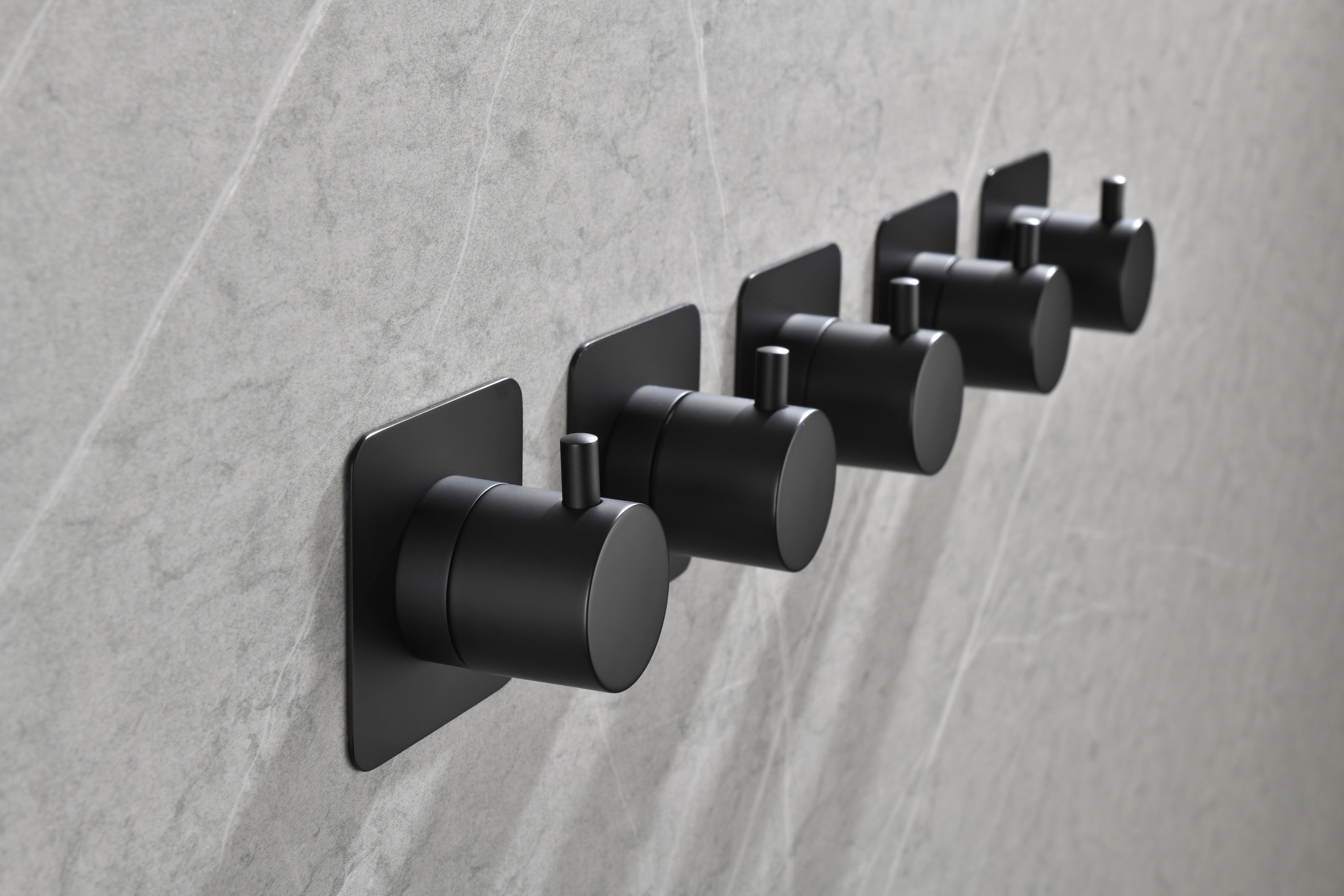 3/4" Cast Metal Volume Control Valve 3-Piece Extra High Flow Master Shower Volume Control
Adjustable brass handle valve body, 1 piece each on the left and right