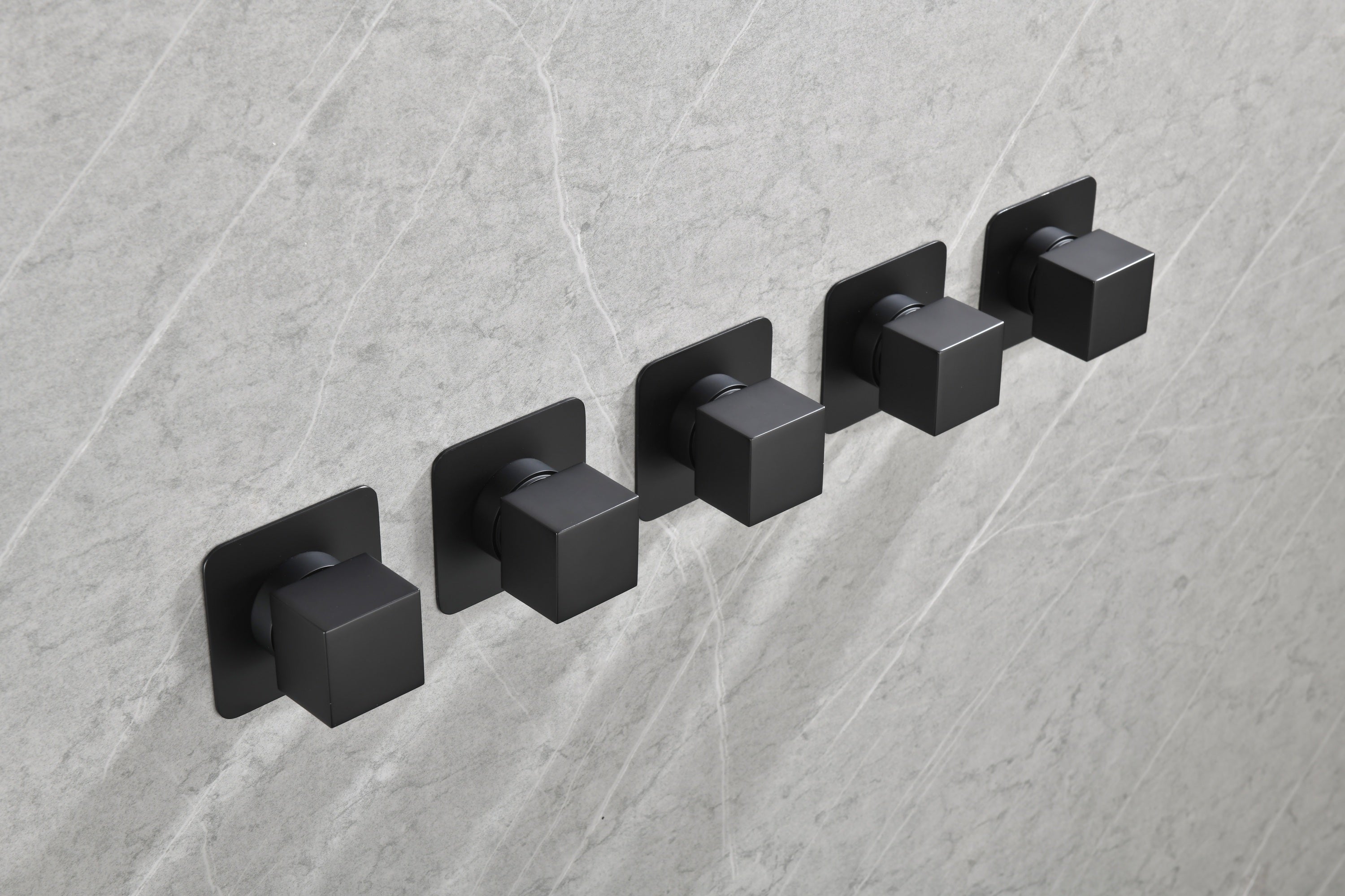 3/4" Cast Metal Volume Control Valve 3-Piece Extra High Flow Master Shower Volume Control
Adjustable brass handle valve body, 1 piece each on the left and right