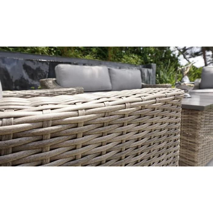 Stylish Fully Assembled 4-Person Wicker Sofa Seating Group with Plush Cushions – Perfect for Outdoor Gatherings