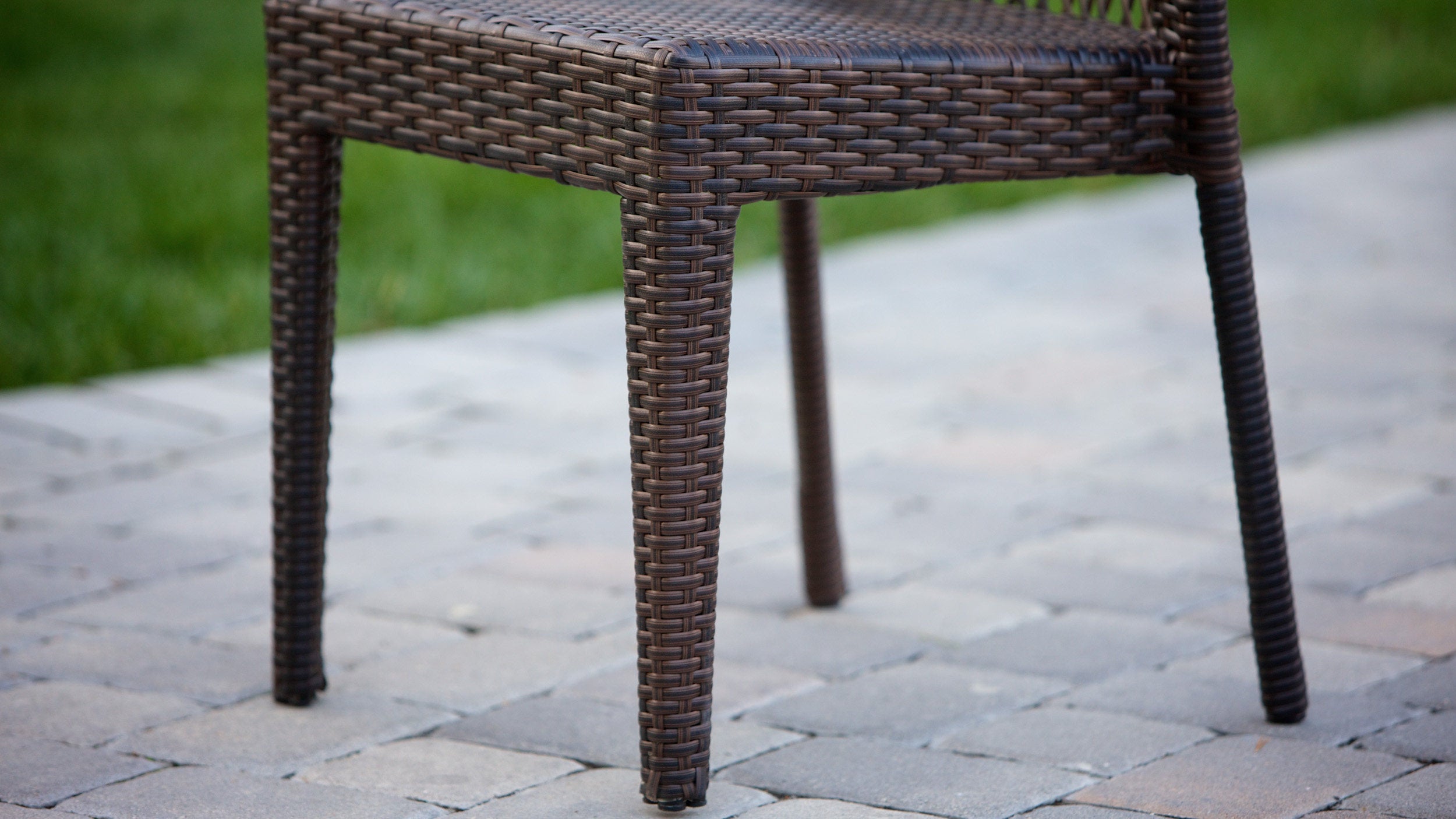 FARLEY STACKING SIDECHAIR