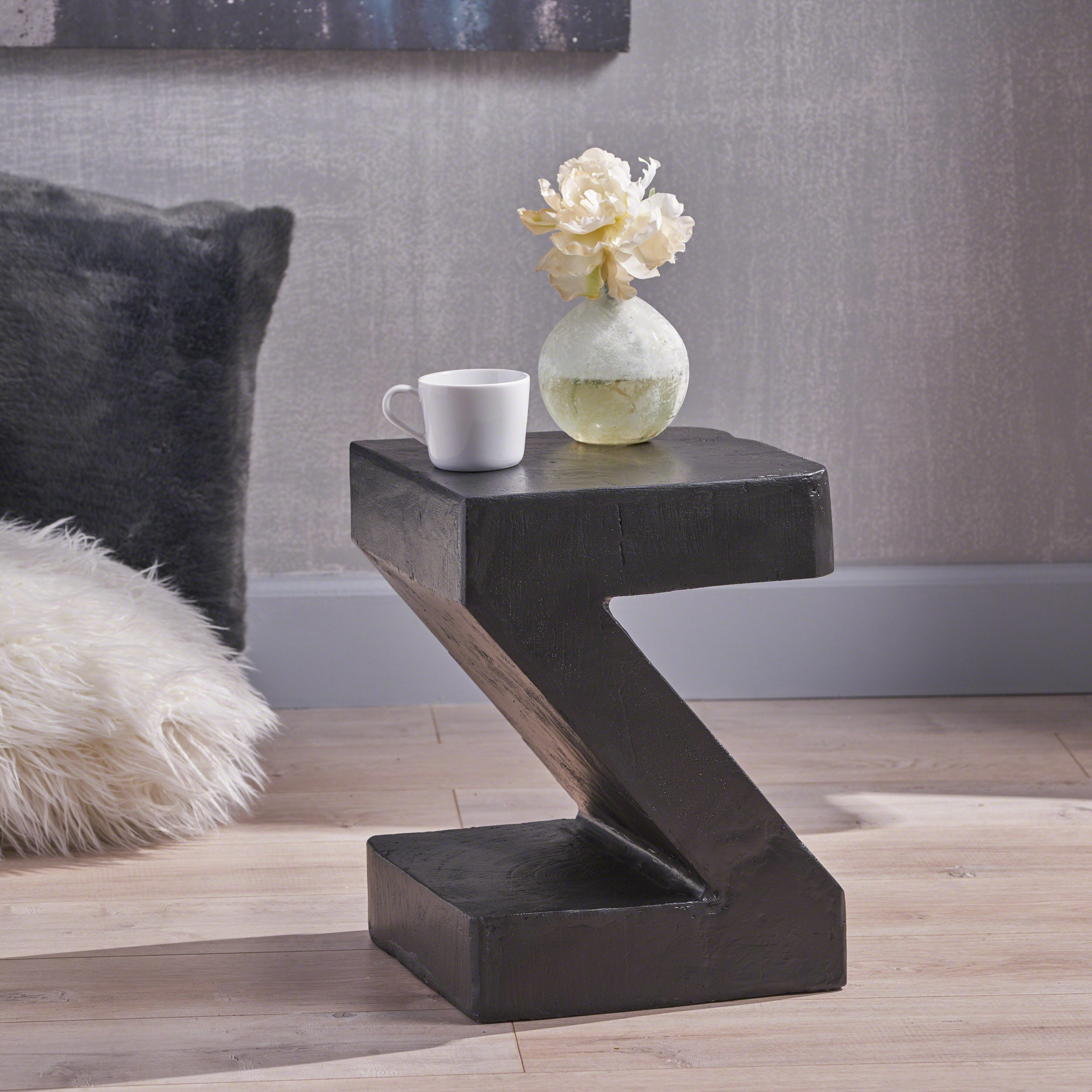 MAX SIDE TABLE