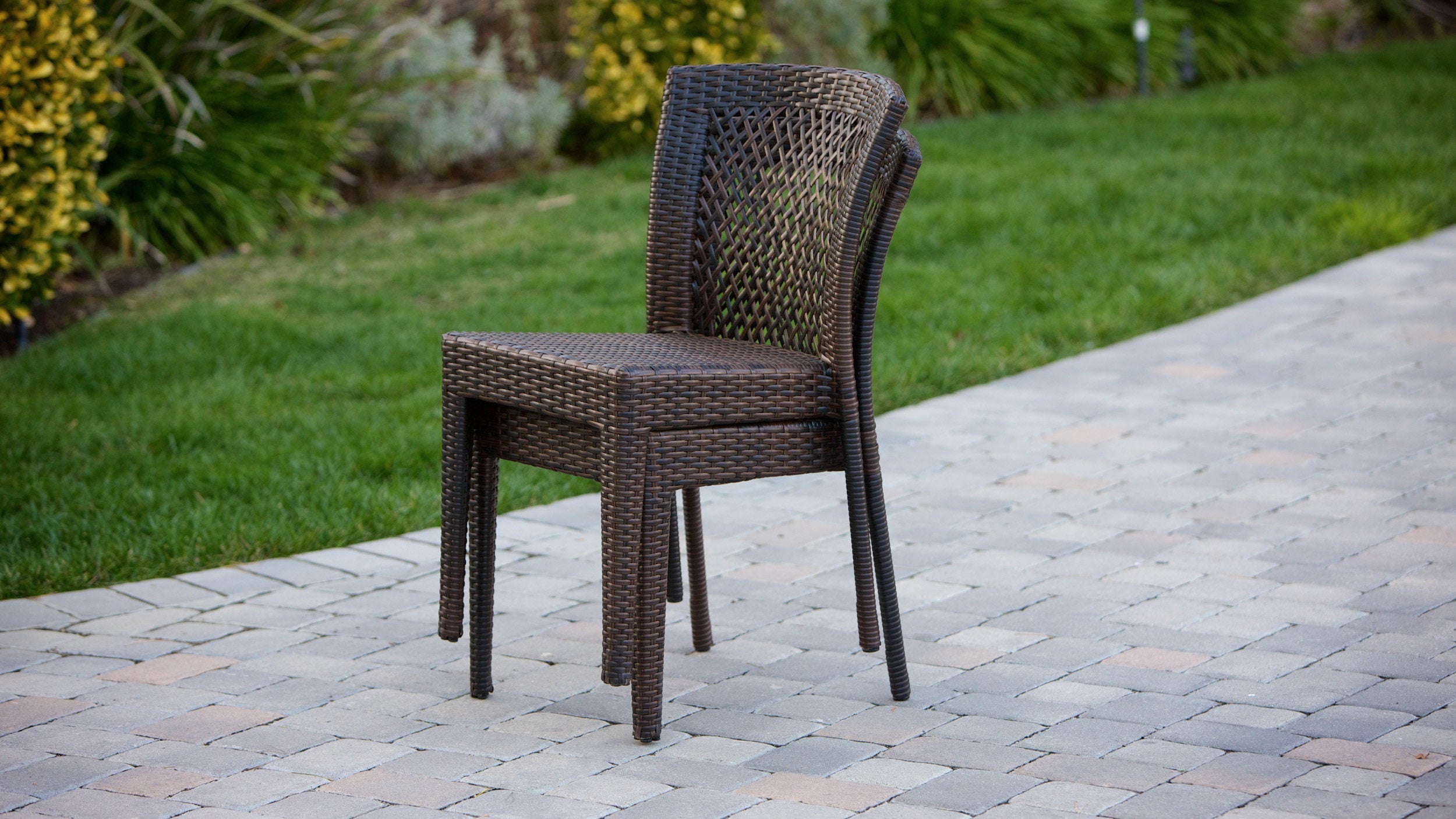 FARLEY STACKING SIDECHAIR