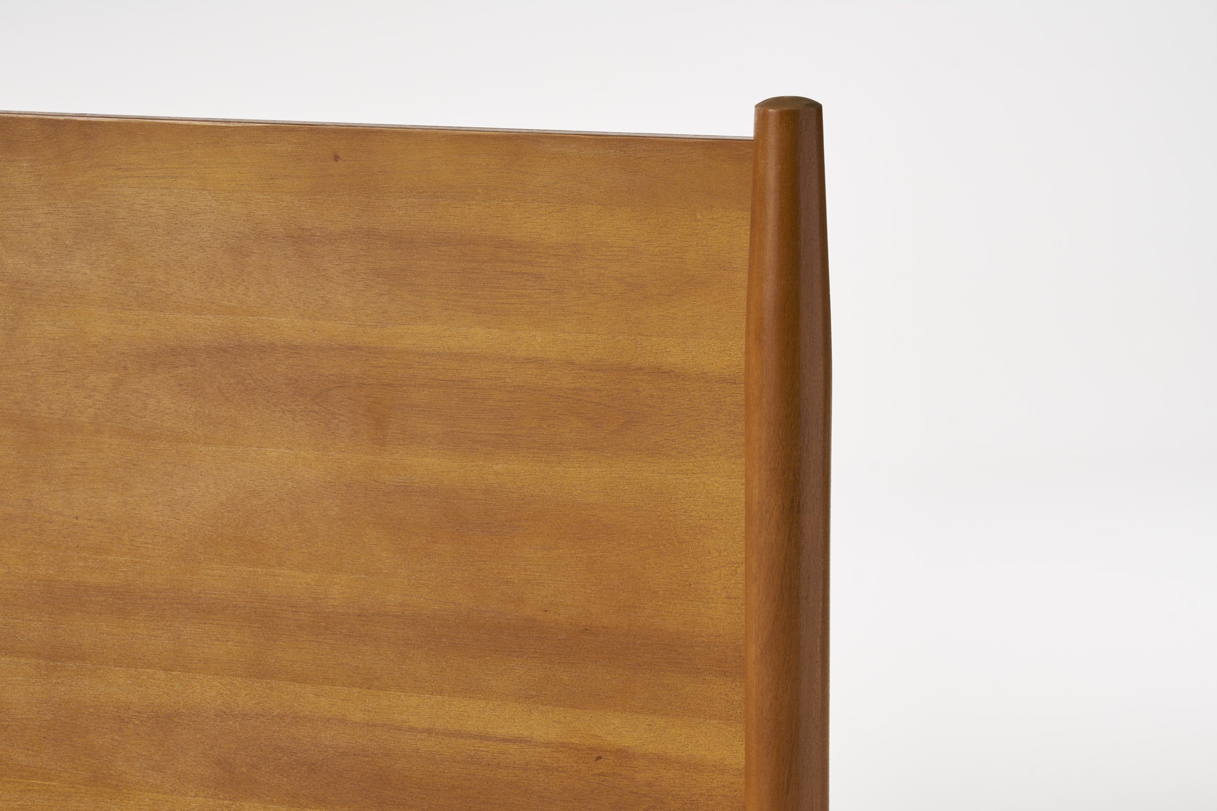 Cohron Solid Wood Platform Bed (QUEEN BED)