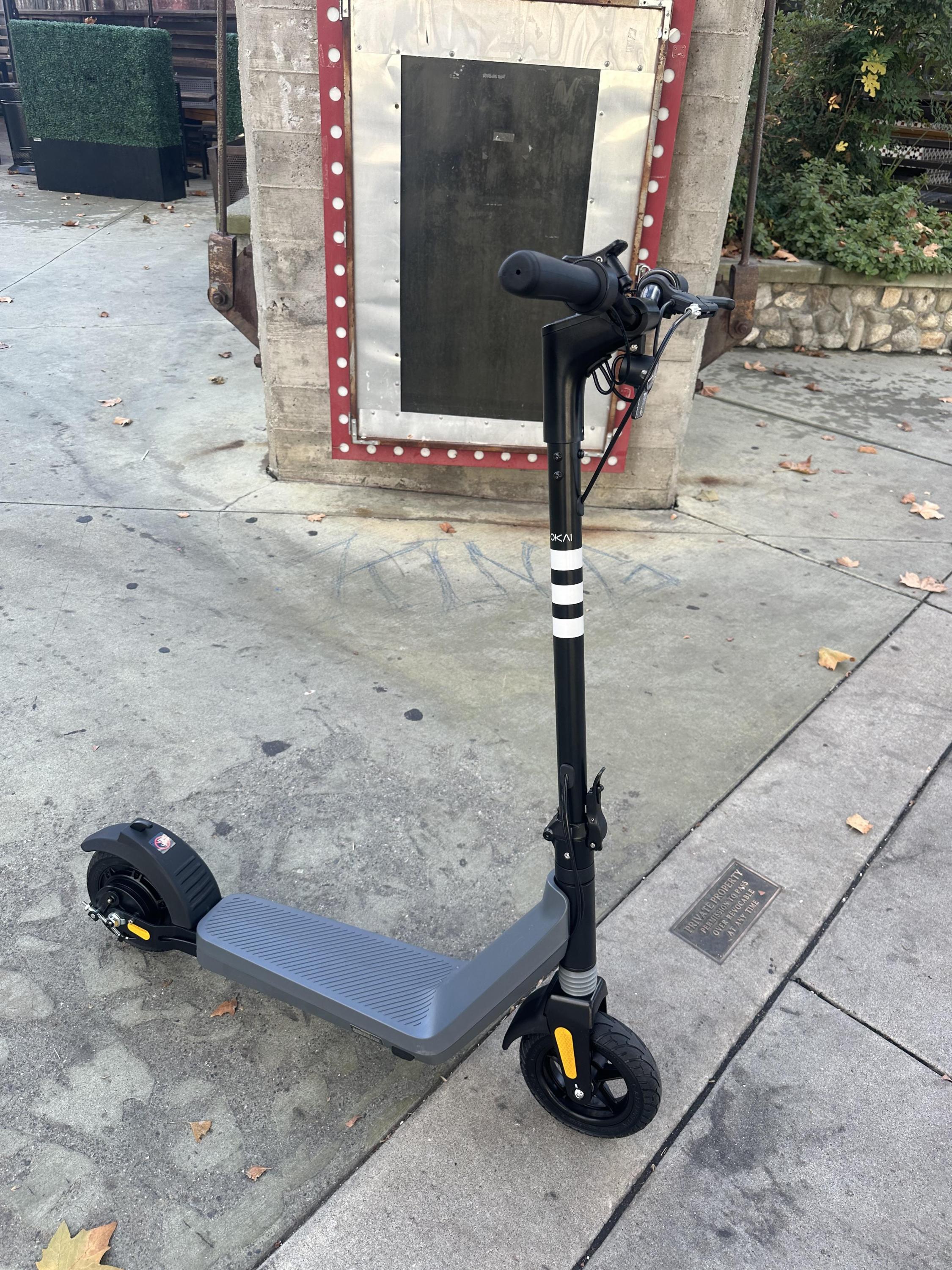 Lightweight & Foldable Electric Scooter W/10.8-Miles Max-Speed Range & 15Mph Max Speed - Gray