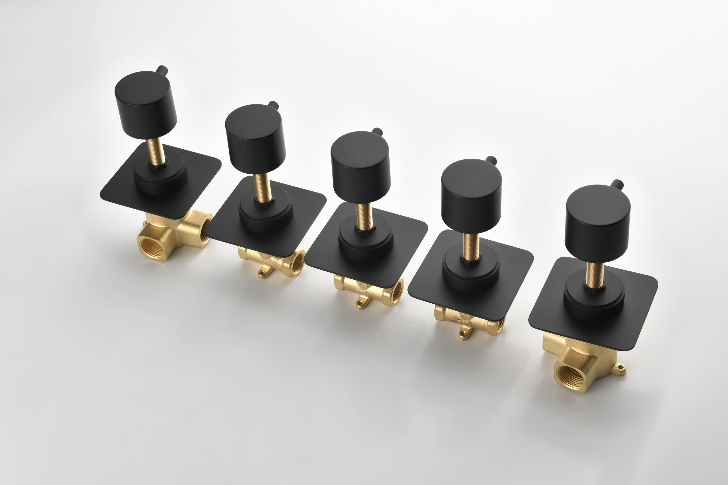 3/4" Cast Metal Volume Control Valve 3-Piece Extra High Flow Master Shower Volume Control
Adjustable brass handle valve body, 1 piece each on the left and right