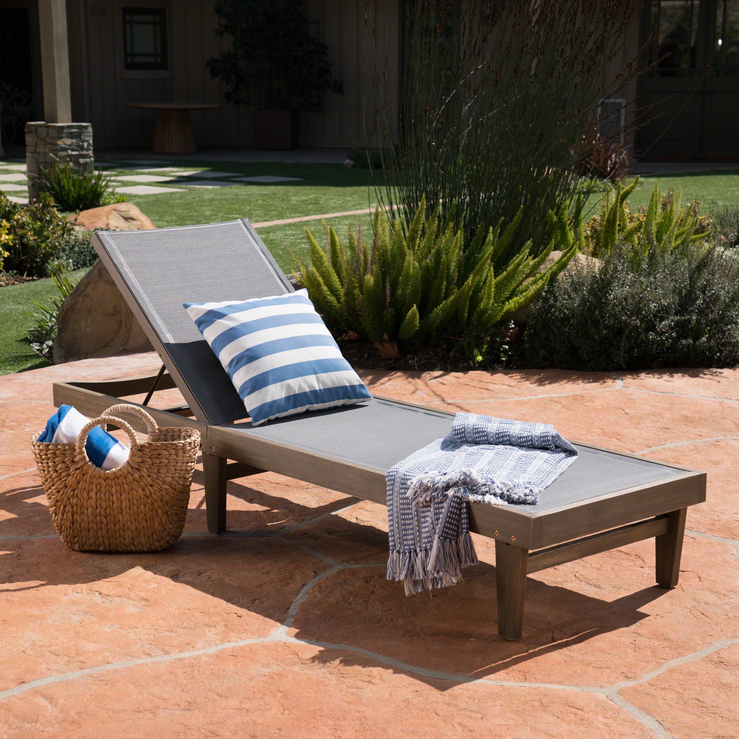 SUMMERLAND CHAISE LOUNGE - DARK GREY MESH