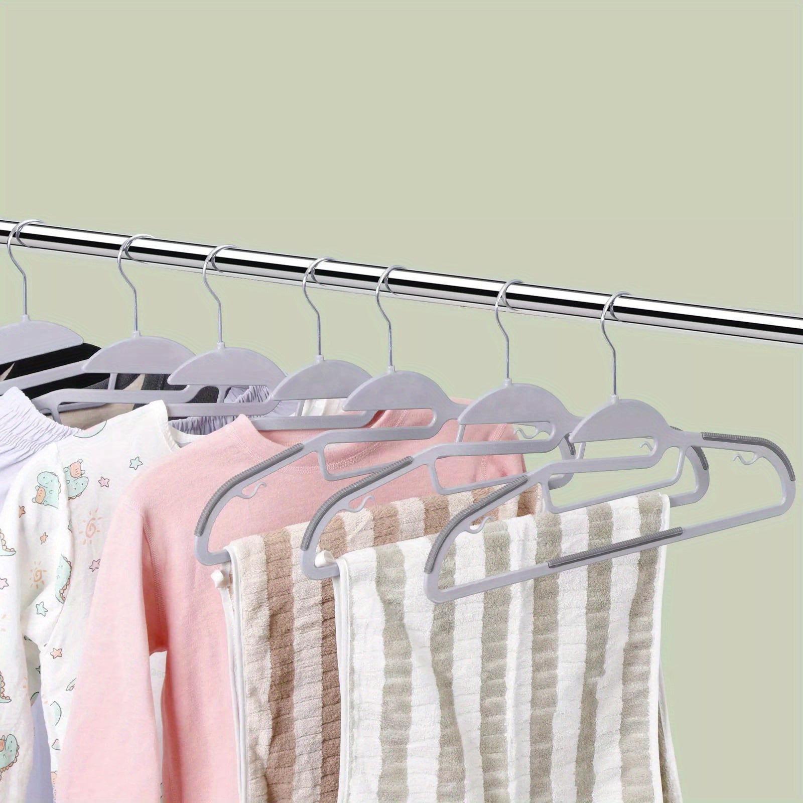 50Pcs Heavy Duty Versatile Plastic Hangers with Non-Slip TPR Pads and 360° Swivel Hook