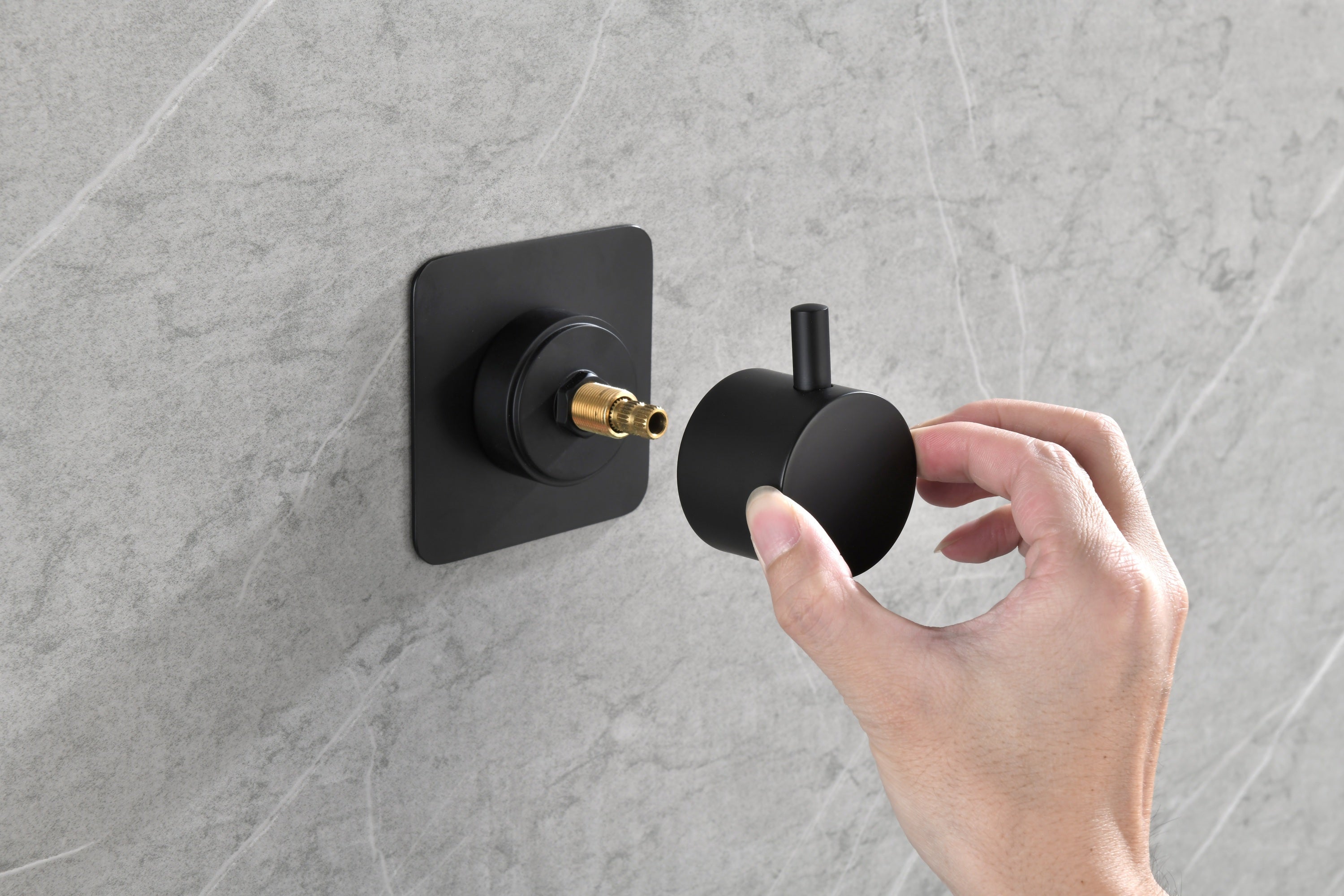 Master Shower Volume Control
Adjustable brass handle valve body, 1 piece