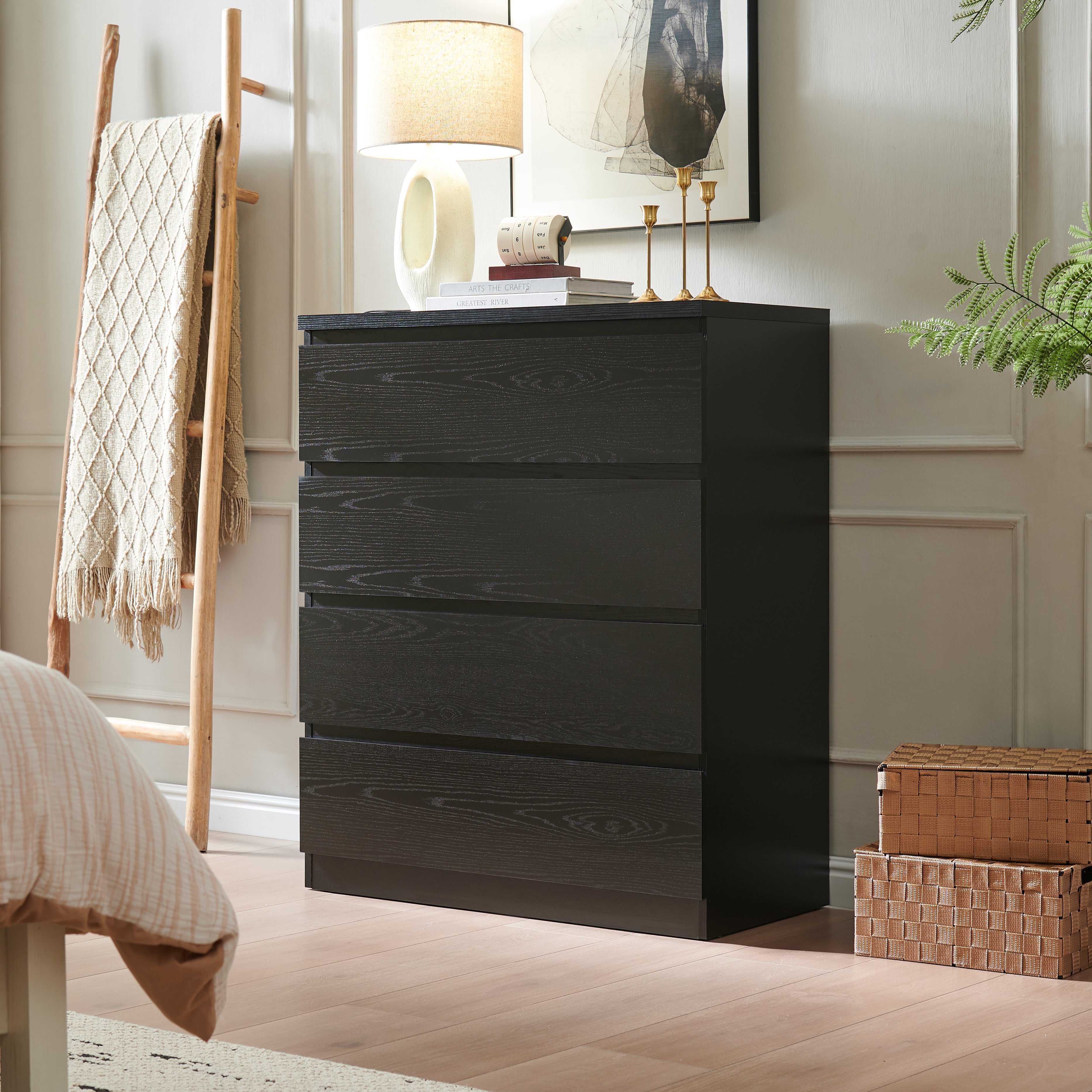 Modern 4-drawer dresser, 31.5 in black handle-free, front view