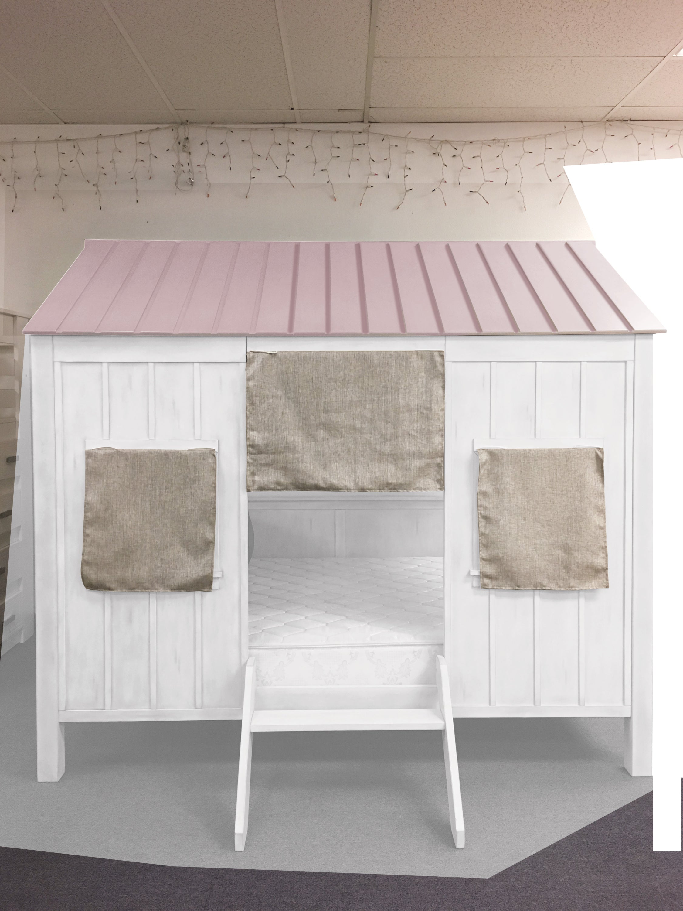 Spring Cottage White & Pink Finish Full Bed