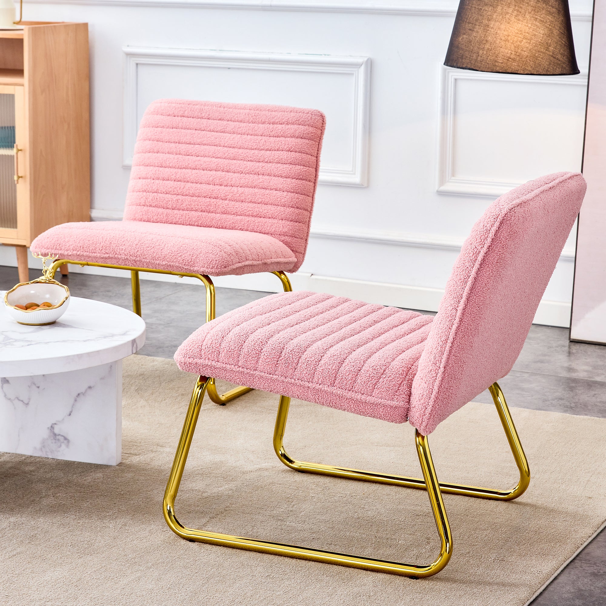 Modern minimalist pink plush fabric single person sofa chair with golden metal legs. Suitable for living room, bedroom, club, comfortable cushioned single person leisure sofa