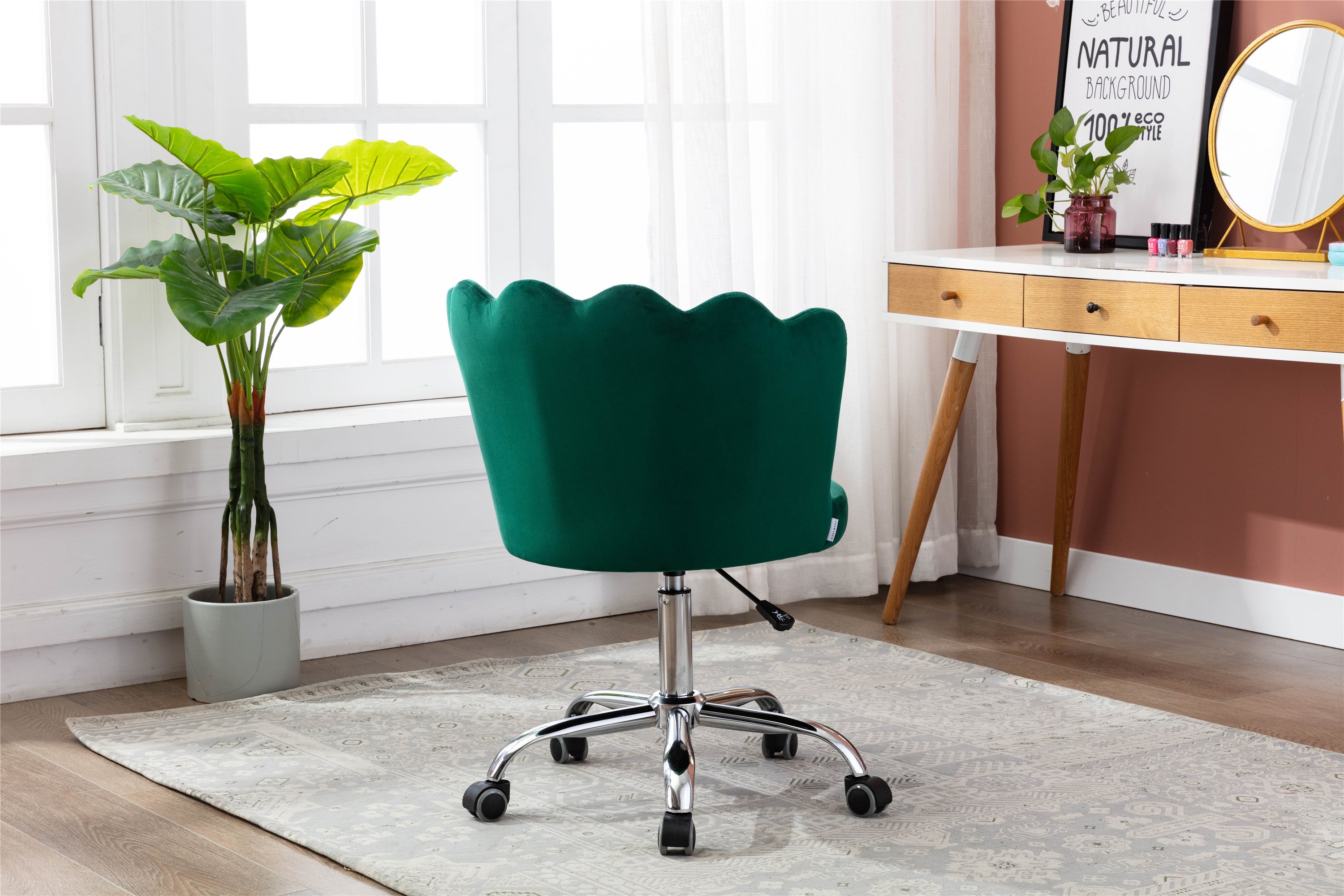 COOLMORE Velvet Home Office Chair with silver Base, Modern Cute Shell Back Upholstered Desk Chair for Vanity, Adjustable Swivel Task Chair for Office(Green Velvet)