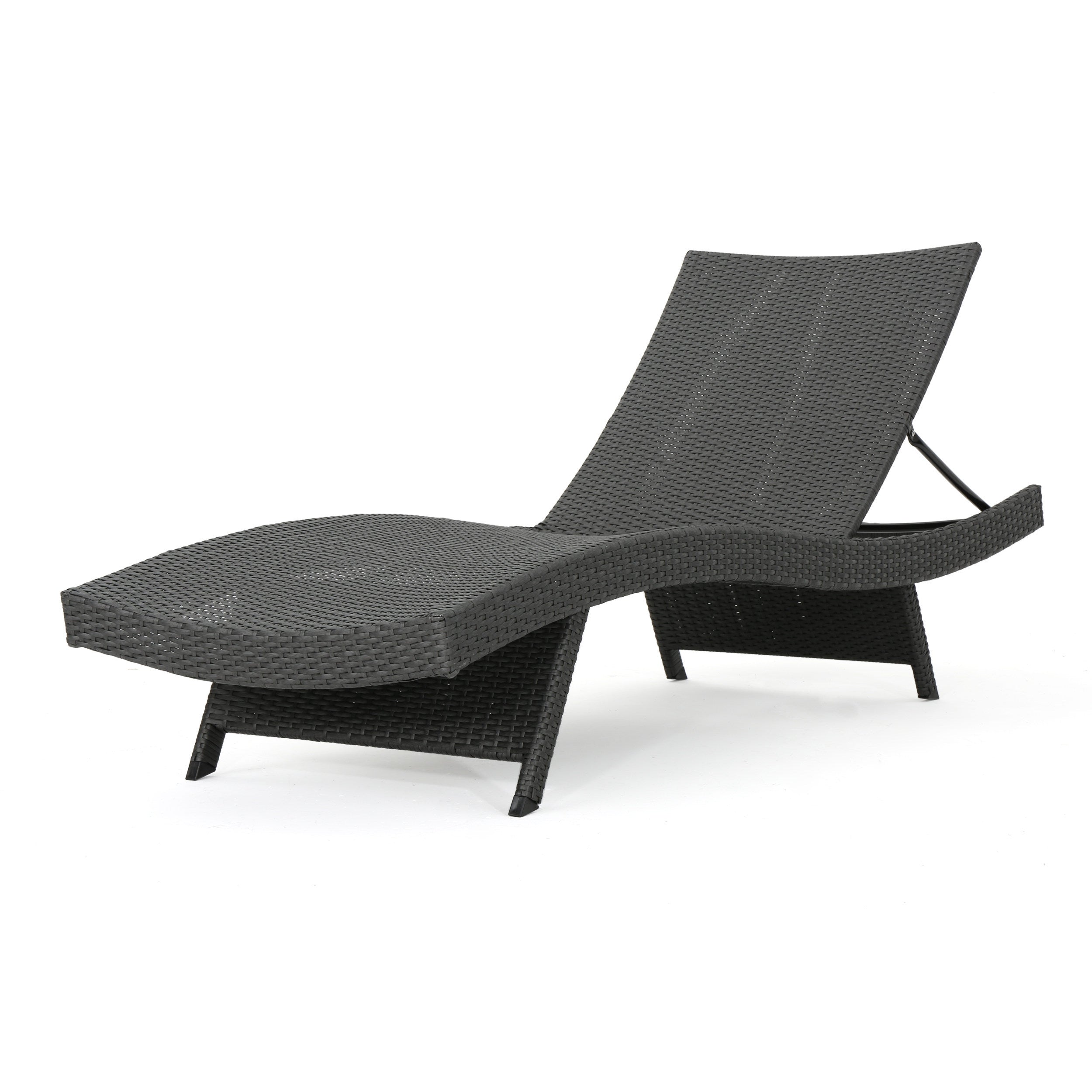 SALEM PE WICKER CHAISE LOUNGE