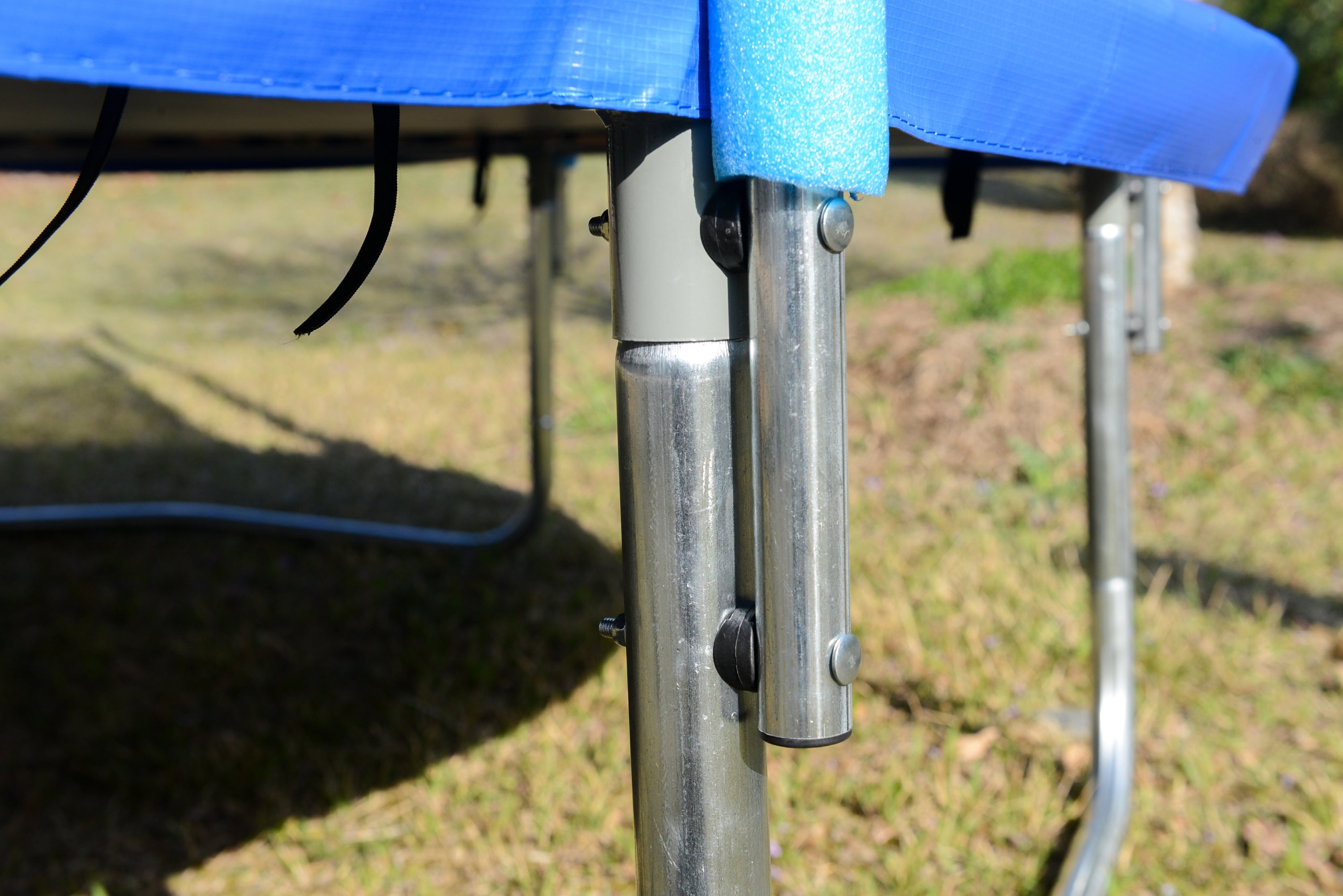 120CM TRAMPOLINE OUTSIDE SAFETY NET WITH BASKETBALL HOOP