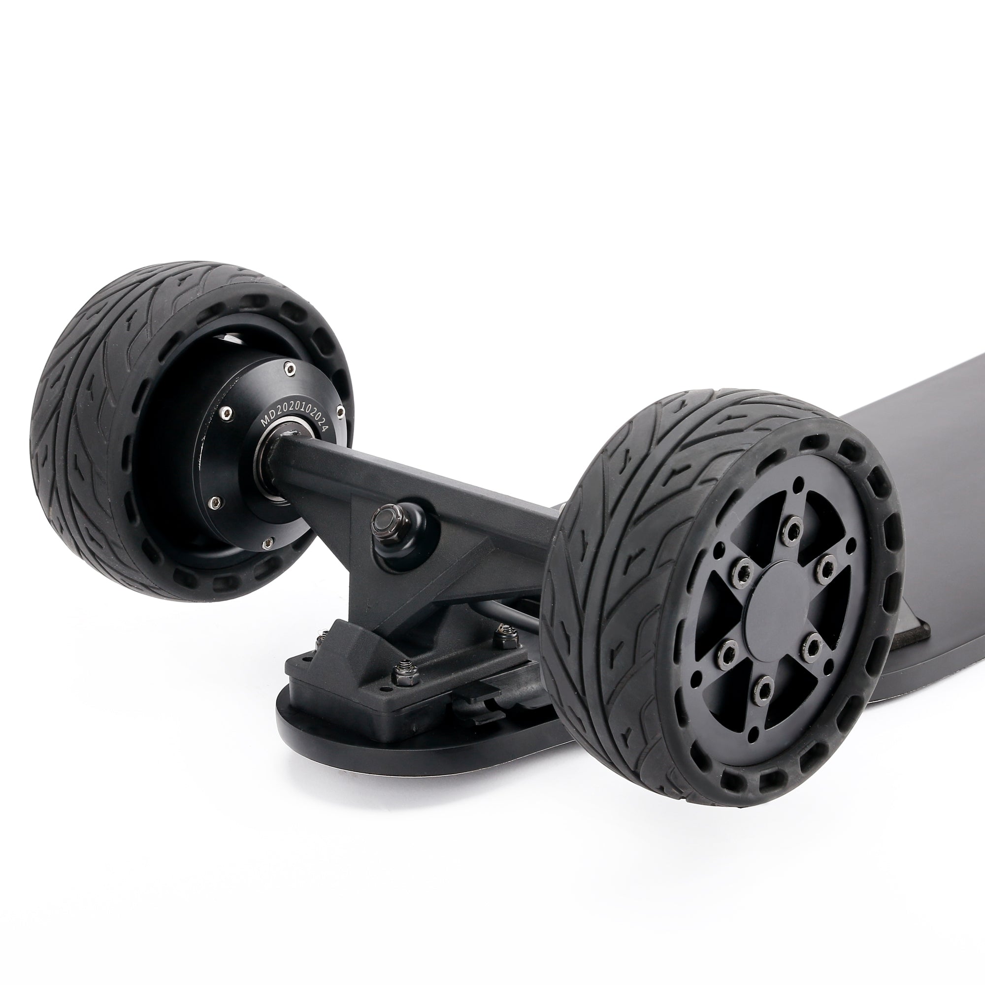 All terrain dual 1000*2 hub motor electric skateboard with 32mph max speed,25miles range,9600mah battery.