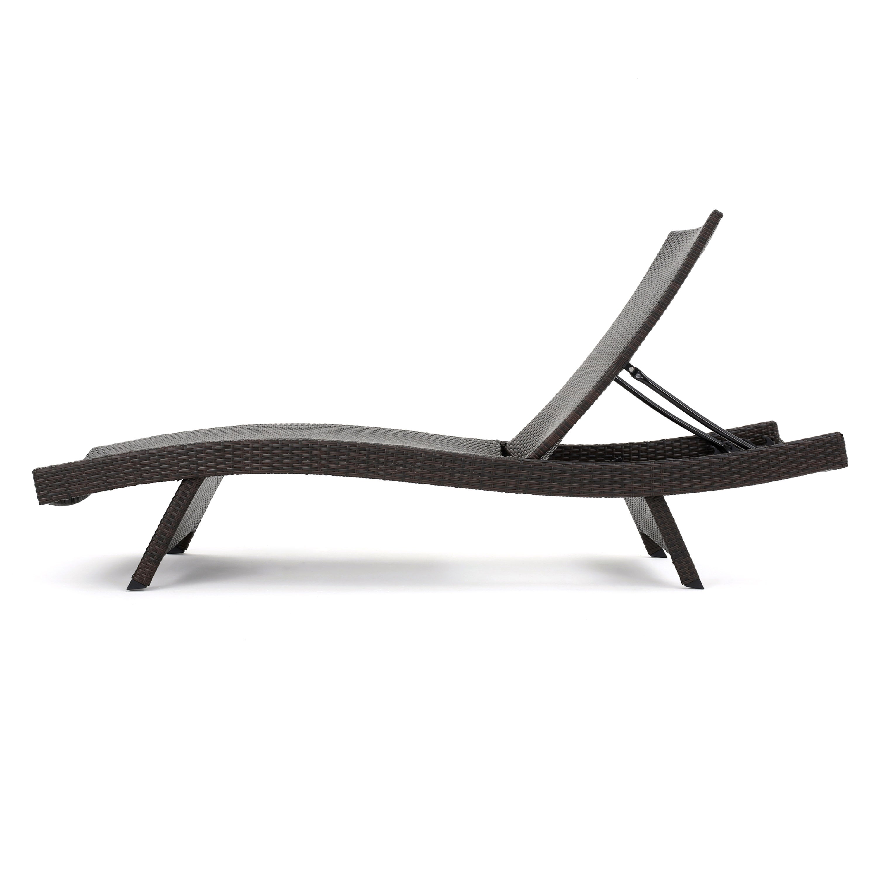 SALEM PE WICKER CHAISE LOUNGE