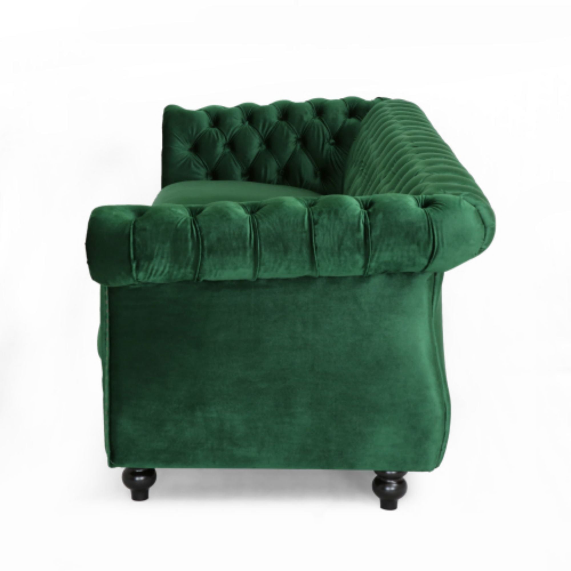 Durable 3-Seater Emerald Velvet Sofa, Combining Luxurious Comfort with Timeless Design, Perfect for Elegant Living Spaces, Featuring Plush Upholstery for Relaxation and a Touch of Sophisticated Style